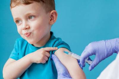 Начались испытания применения вакцины AstraZeneca для детей