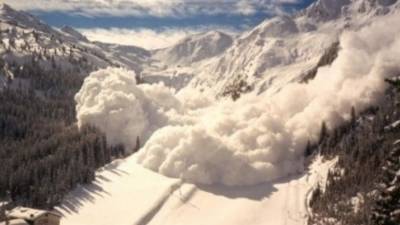 Снежные обвалы в Словении унесли жизни трех альпинистов