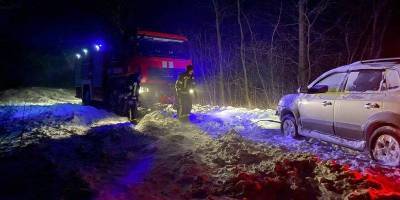 Снегопады в Украине: в пяти областях ограничено движение транспорта