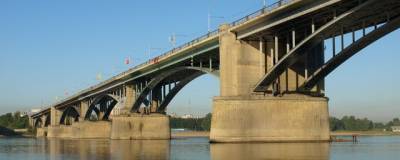 Анатолий Локтя - В Новосибирске Октябрьский мост начнут ремонтировать в 2021 году - runews24.ru - Новосибирск