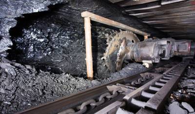 В Кемеровской области в результате обрушения породы на шахте погиб один человек