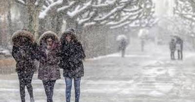 Снег на Западе и мороз: прогноз погоды в Украине на День влюбленных (КАРТА)