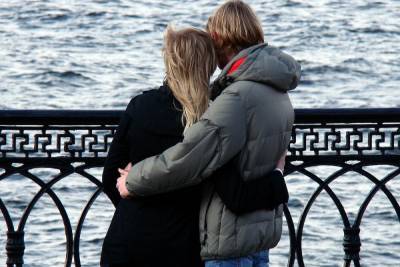 Исследование показало падение популярности Дня влюбленных в России
