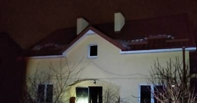Двое в больнице, 78-летний мужчина погиб: подробности пожара в Гурьевском районе, где спасли трёх детей