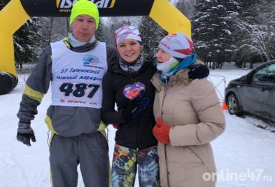 В парке Гатчины стартовал семейный лыжный марафон