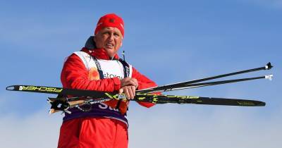 Российским лыжникам выдадут нейтральные комбинезоны по приезде на ЧМ