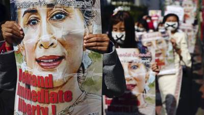 Мьянма: протестующие не сдаются
