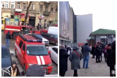 В торговом центре Одессы начался пожар, людей срочно выводят на улицу: видео ЧП