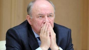Экс-губернатор Вологодской области Вячеслва Позгалев резко высказался о современном образовании
