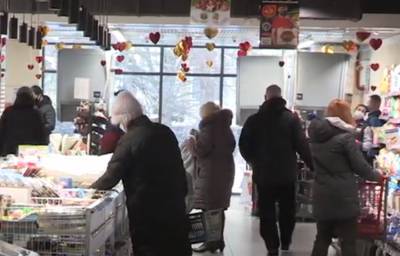 Цены в магазинах и детсадах подскочили: украинцам рассказали, что прибавило в цене больше всего