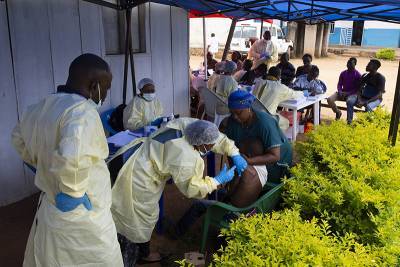 В Гвинее объявлено о начале эпидемии лихорадки Эбола