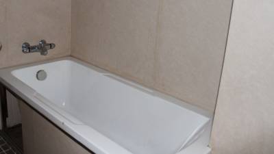 Женщина умерла в Новокузнецке во время принятия ванны у себя дома
