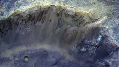 Роскосмос обнародовал снимок кратера Марса