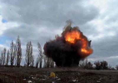 В Донбассе на дружественном минном поле подорвались трое всушников