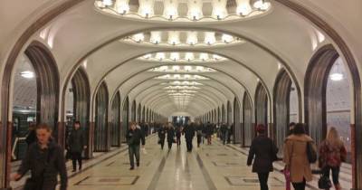 Москвичи назвали самые романтичные места столичного метро