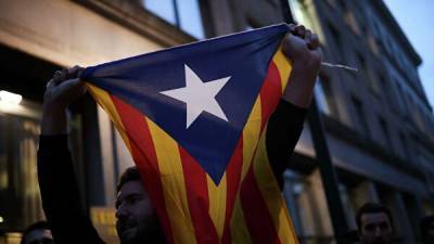 В Каталонии завершилось голосование на досрочных парламентских выборах