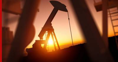 Цена на нефть Brent превысила $63 впервые с января 2020 года