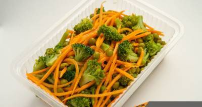 "Морковь по-корейски" и не только: пять полезных и простых салатов без вреда для фигуры