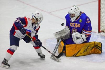 Красноярские хоккеистки проиграли нижегородскому «Скифу»