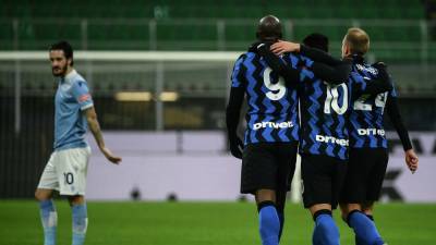 Интер уверенно победил Лацио и возглавил Серию А: видео