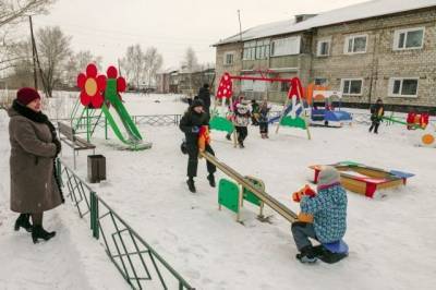 В Хабаровске 7-мальчик получил тяжелые травмы на детской площадке