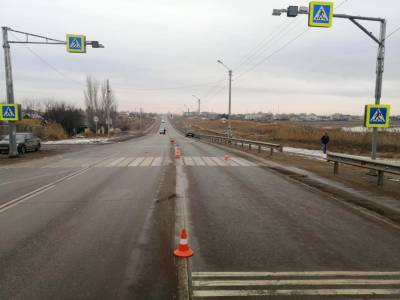 На трассе под Астраханью в ДТП погиб пешеход