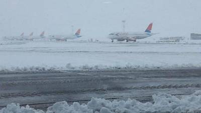 Аэропорт Краснодар не работает из-за сильного снегопада