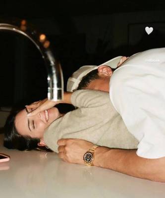 Кендалл Дженнер впервые опубликовала романтическое фото с бойфрендом