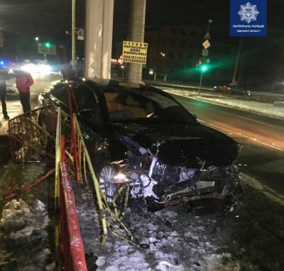В Одессе пьяный водитель разбил сразу три машины (фото)