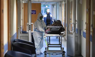 В России за прошедшие сутки коронавирусом заразились 14 207 человек