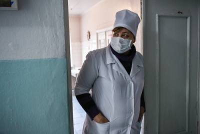 Более 1 тыс. докторов и фельдшеров переехали в села Томской области за 8 лет