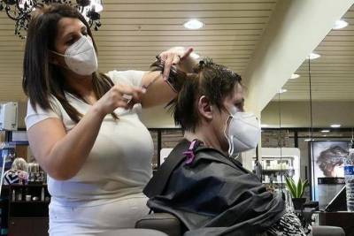 Германия: Новые правила посещения парикмахерских с 1 марта — насколько подорожают стрижки