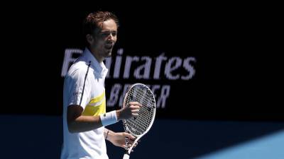 Медведев поделился ожиданиями от матча с Рублёвым в 1/4 финала Australian Open