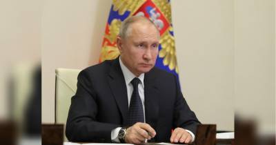 Лев Шлосберг: «В вопросе о преемнике Путина консенсуса не достигли»