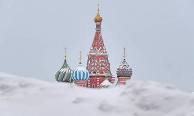 Еду в Москве начали доставлять на снегоходах nbsp