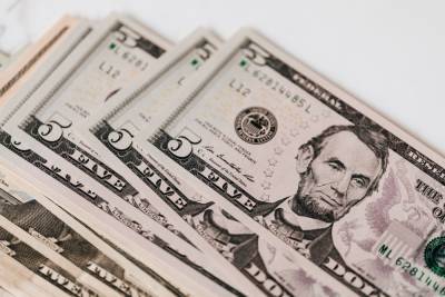 Доллар снова подорожает: аналитик прогнозирует курс валюты на неделю