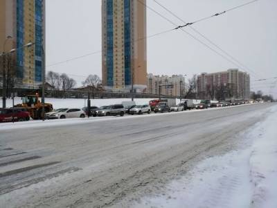 Восьмибалльные пробки обещают в Москве в понедельник вечером