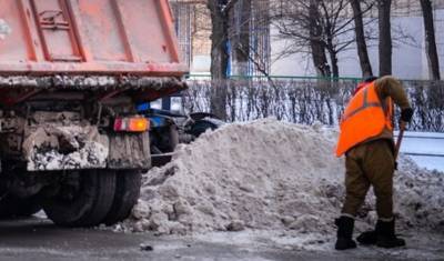 Количество уборщиков снега в Москве увеличили до 80 тысяч человек