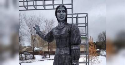 Скандальную статую, напугавшую Россию, продали за бешеные деньги