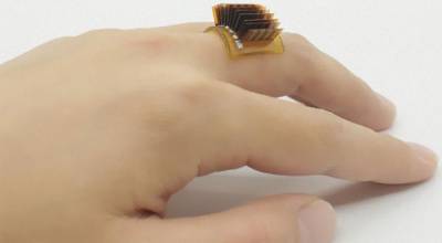 Новое устройство позволит заряжать электронику от тепла человеческого тела