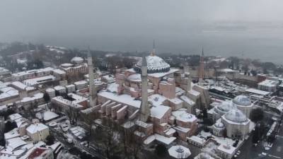 Видео из Сети. Снегопад обрушился на Турцию и Грецию