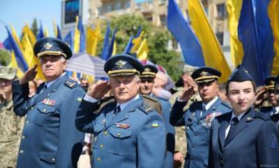 Бывший курсант главного вуза ВВС Украины: Это не армия, а клоунада