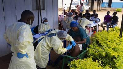Вакцинация от Эболы началась в Конго