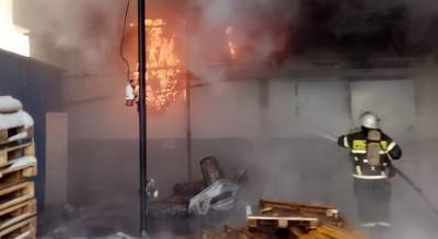 Полыхающий маслозавод в Чувашии потушили за один час