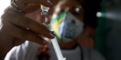 В Рио-де-Жанейро приостановили вакцинацию от COVID-19 из-за дефицита препарата