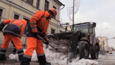 Заммэра Москвы отчитался о работе коммунальщиков по устранению последствий снегопада