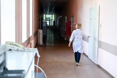 В России увеличился суточный прирост вновь заболевших коронавирусом