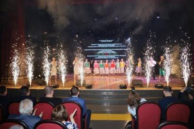 Отремонтированный концертный зал Дворца культуры открылся в Полярных Зорях