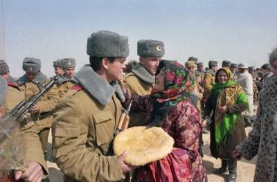 В России отметили 32 годовщину вывода советских войск из Афганистана