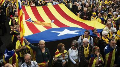 В Каталонии на выборах победили сторонники независимости, анонсировавшие новый референдум